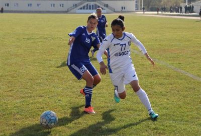 Женский футбол: прошли первые матчи полуфинала Кубка Узбекистана